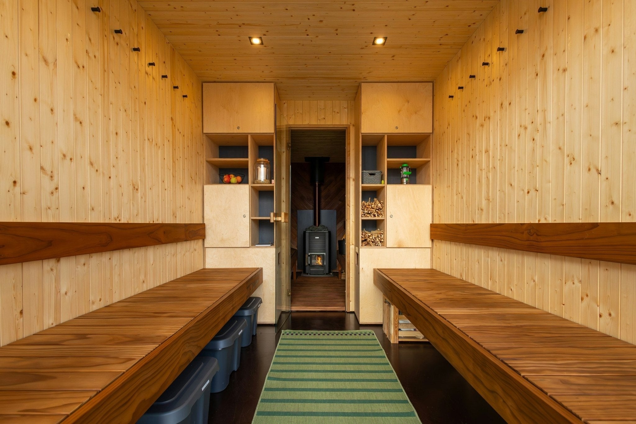 Barrel vs Square Sauna: Should You Choose a Cabin or Barrel Sauna? - Elite Vitality
