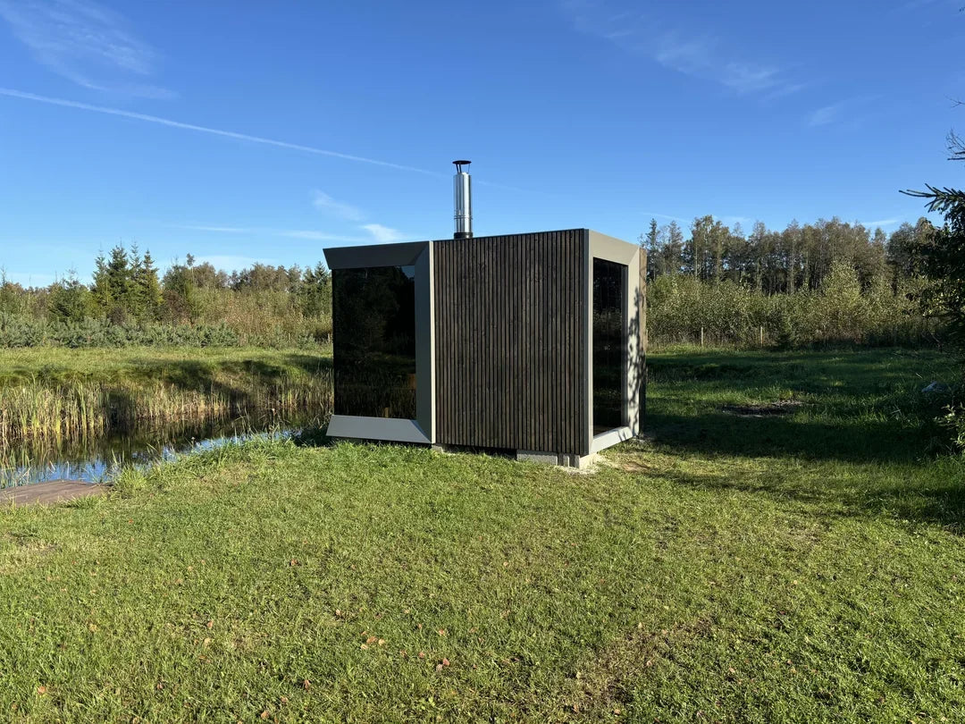 Genevas Zermatt Outdoor Sauna with Changeroom
