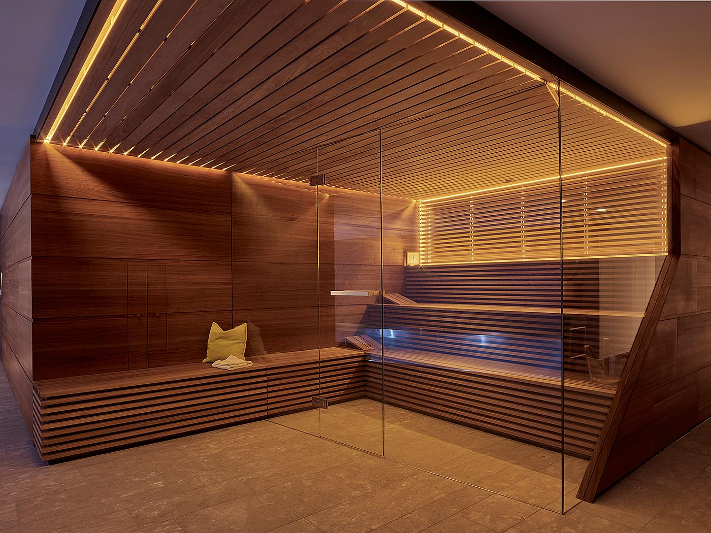 Custom Sauna Design.jpg__PID:7b69f191-f2ee-460e-ab73-20f2afefac25